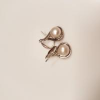 CS1071/2025 PEARL EARRINGS